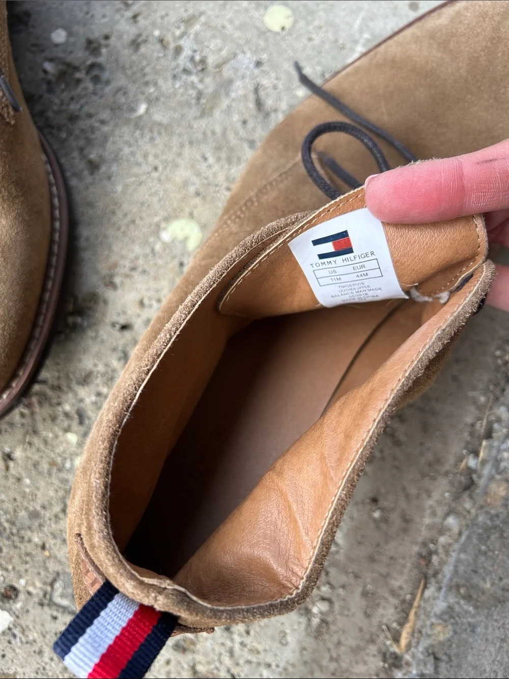 Tommy Hilfiger Tan Suede Chukka Boots